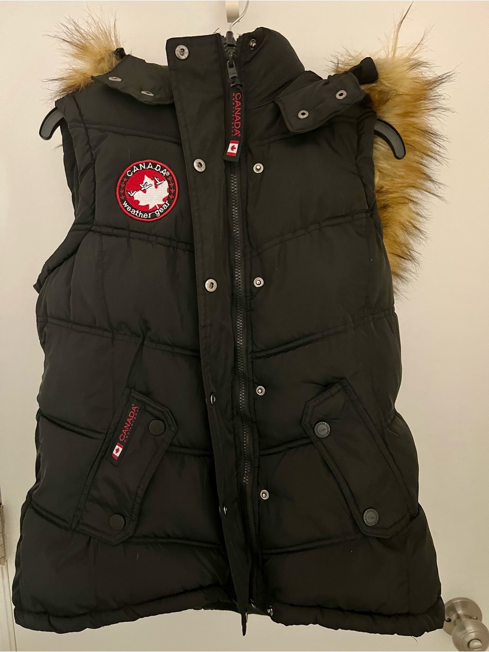 Canada Weather Gear Black Puffer Vest with Faux-Fur Trim